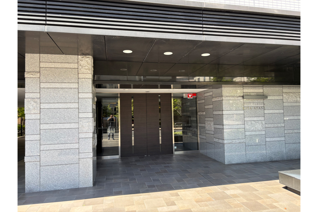 建物入口